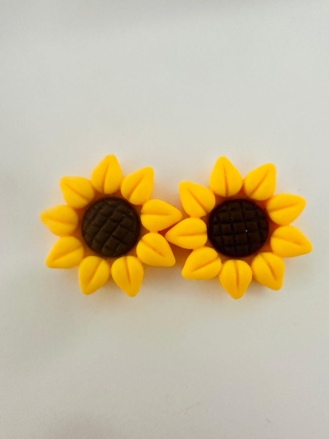 Sunflower studs/earrings accessories