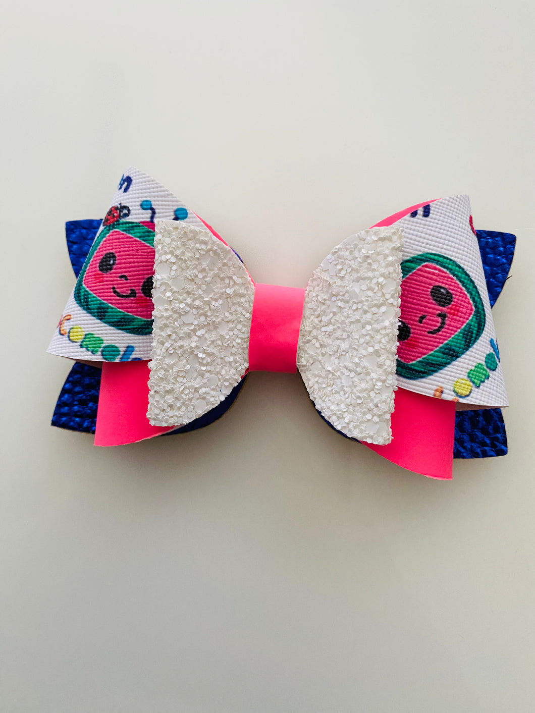 Cute melon  bow