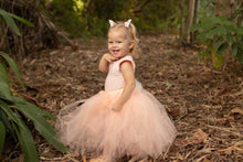 Load image into Gallery viewer, Long children’s peach tutu
