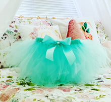 Load image into Gallery viewer, Pastel green short children’s tutu
